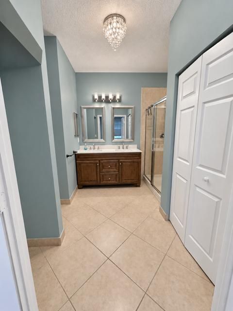 Master Bathroom Entrance