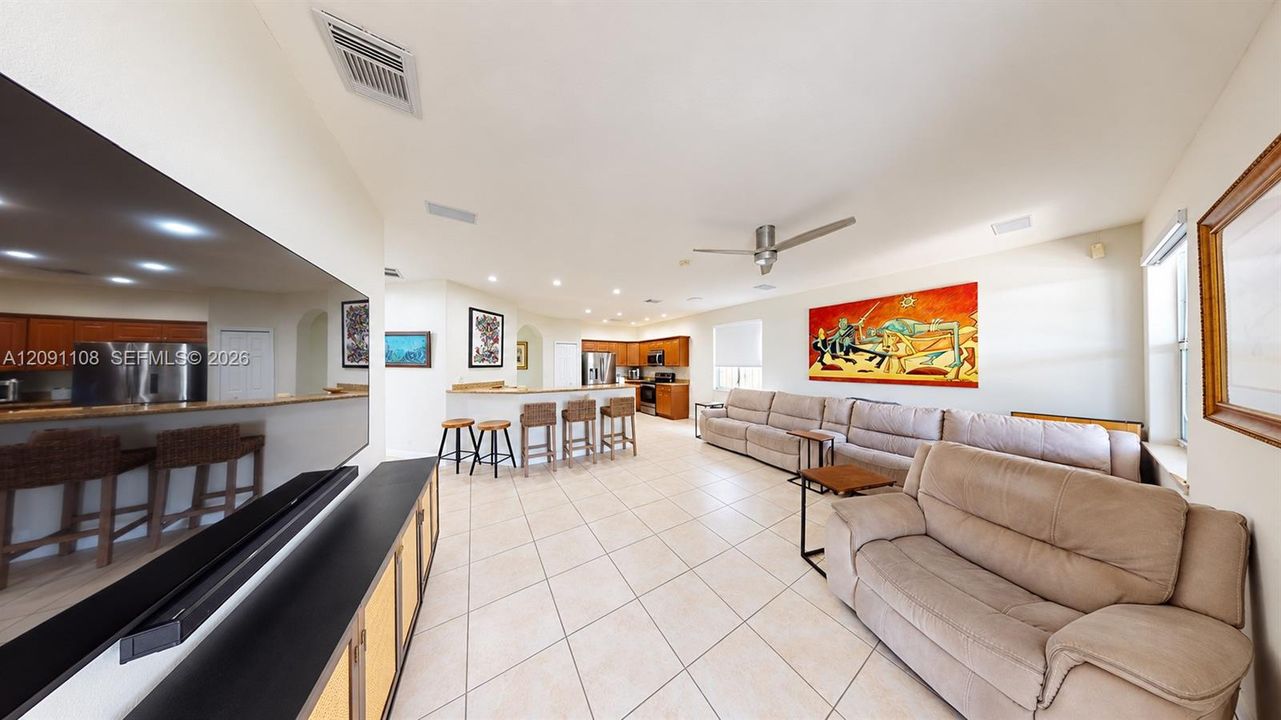 En Venta: $890,000 (5 camas, 4 baños, 2868 Pies cuadrados)
