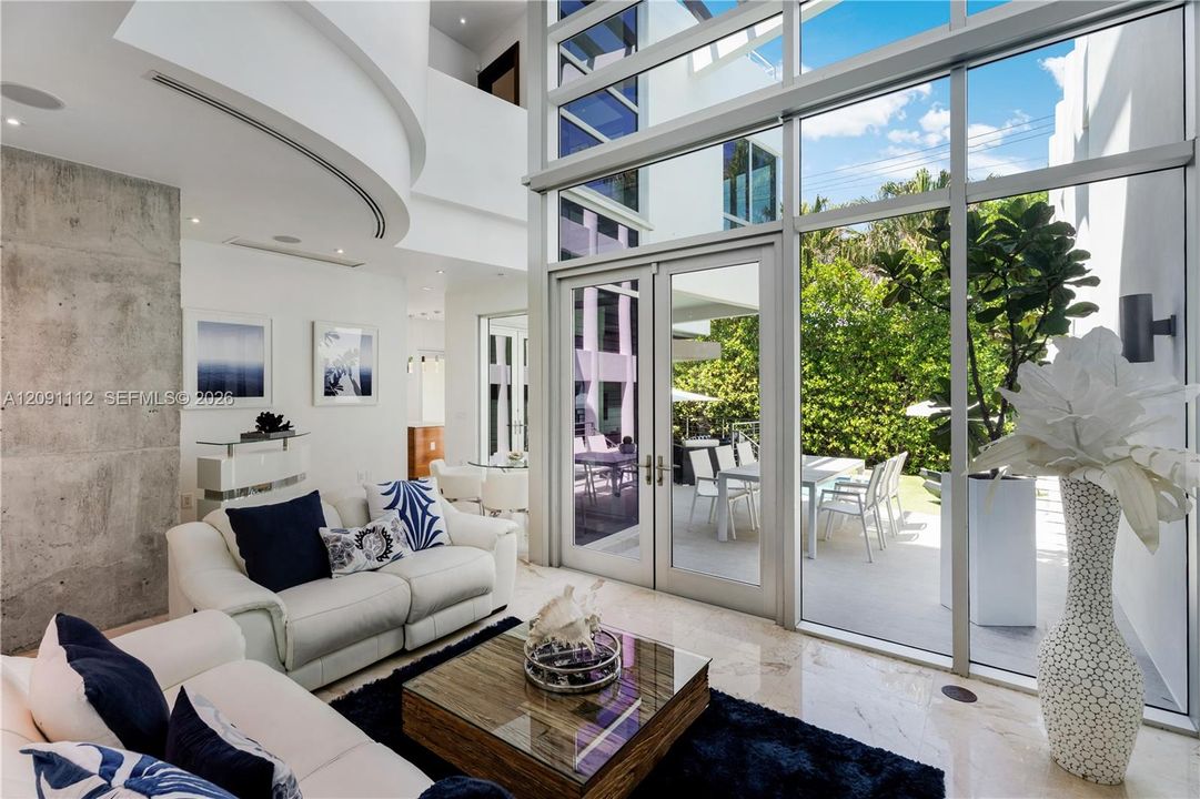 For Sale: $3,300,000 (4 beds, 3 baths, 2448 Square Feet)