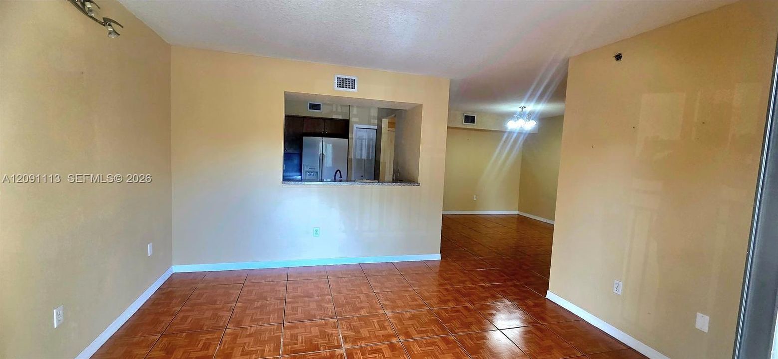В аренду: $2,850 (3 спален, 2 ванн, 1305 Квадратных фут)