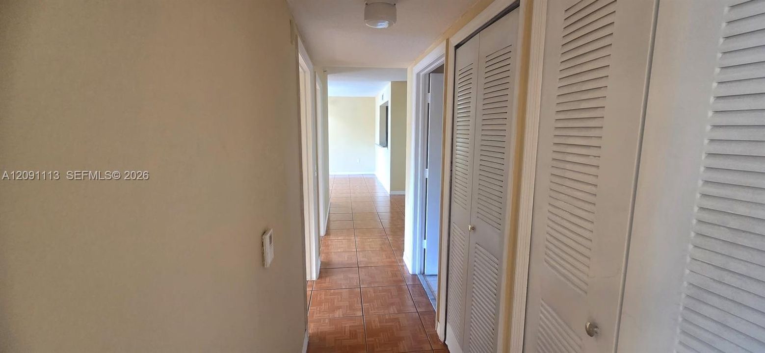 В аренду: $2,850 (3 спален, 2 ванн, 1305 Квадратных фут)