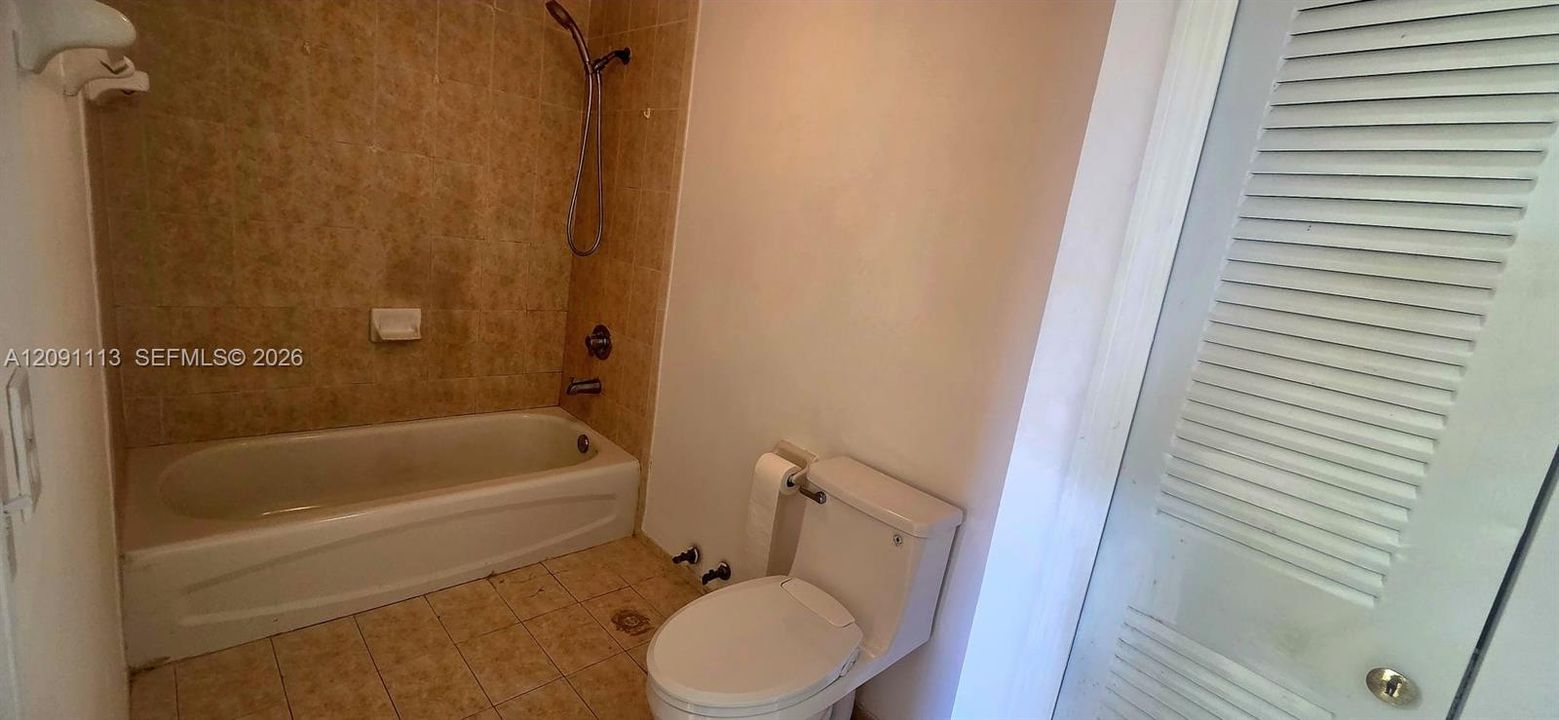 В аренду: $2,850 (3 спален, 2 ванн, 1305 Квадратных фут)