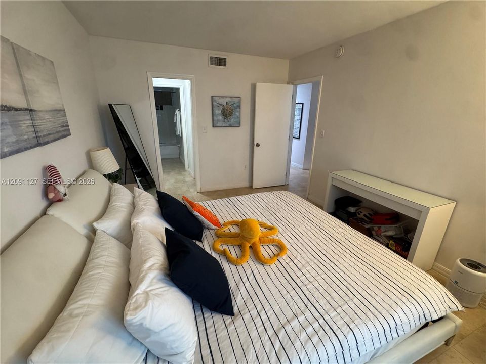En Renta: $2,700 (1 camas, 1 baños, 725 Pies cuadrados)