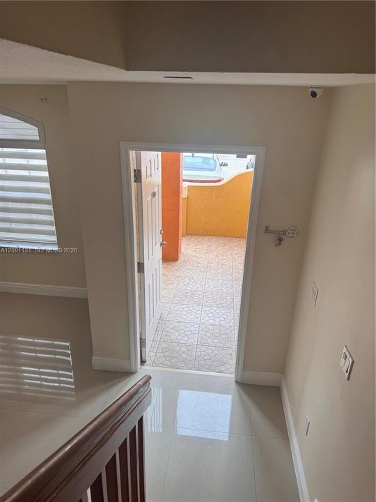 For Rent: $2,800 (2 beds, 2 baths, 1280 Square Feet)