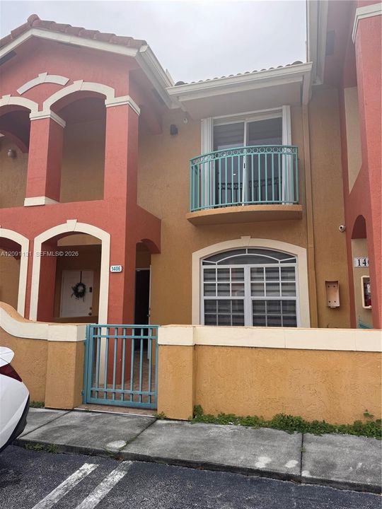 For Rent: $2,800 (2 beds, 2 baths, 1280 Square Feet)