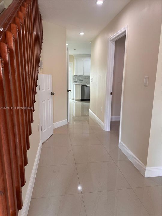 For Rent: $2,800 (2 beds, 2 baths, 1280 Square Feet)