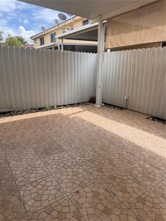For Rent: $2,800 (2 beds, 2 baths, 1280 Square Feet)