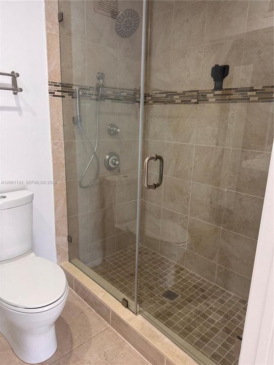 For Rent: $2,800 (2 beds, 2 baths, 1280 Square Feet)