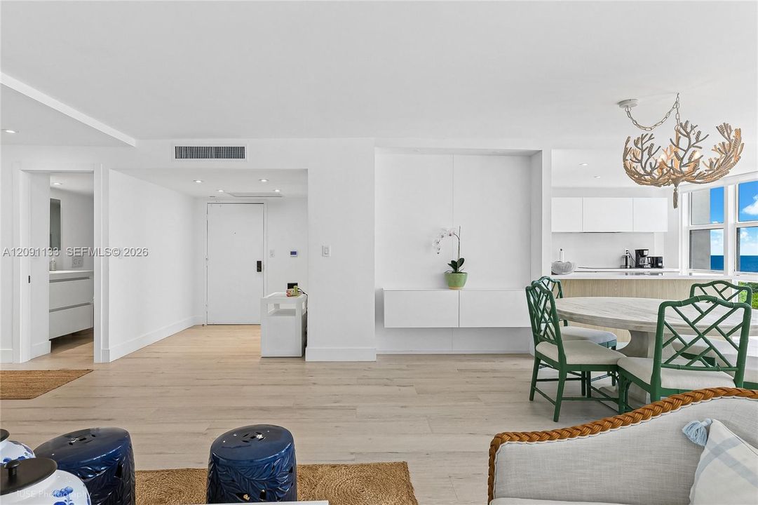 For Rent: $12,000 (2 beds, 2 baths, 1782 Square Feet)