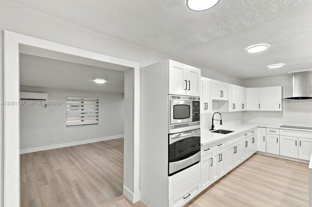 For Sale: $629,900 (4 beds, 2 baths, 1800 Square Feet)