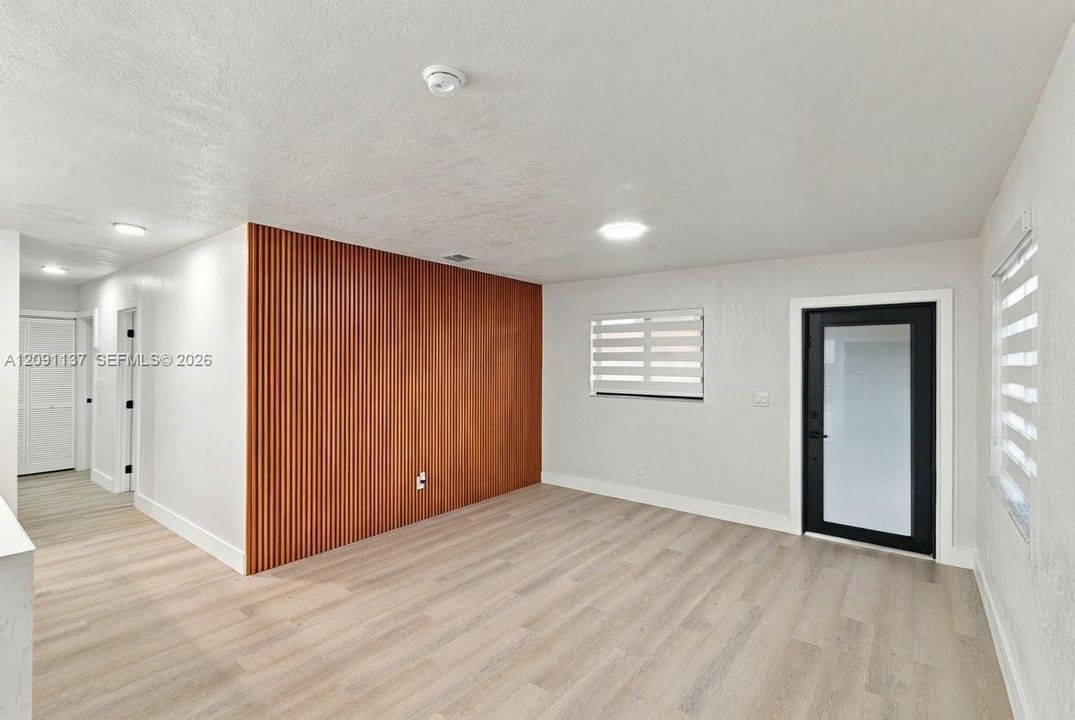 For Sale: $629,900 (4 beds, 2 baths, 1800 Square Feet)