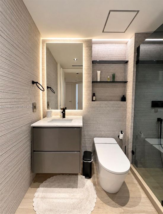 В аренду: $17,000 (3 спален, 3 ванн, 2090 Квадратных фут)