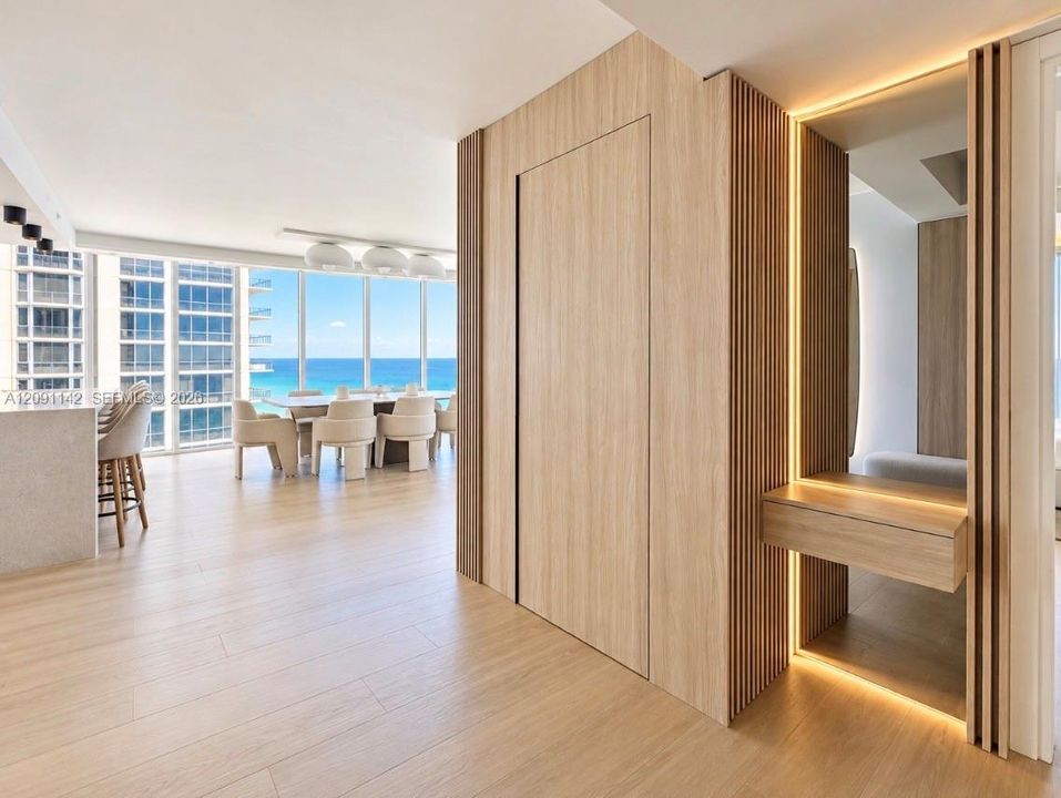 В аренду: $17,000 (3 спален, 3 ванн, 2090 Квадратных фут)