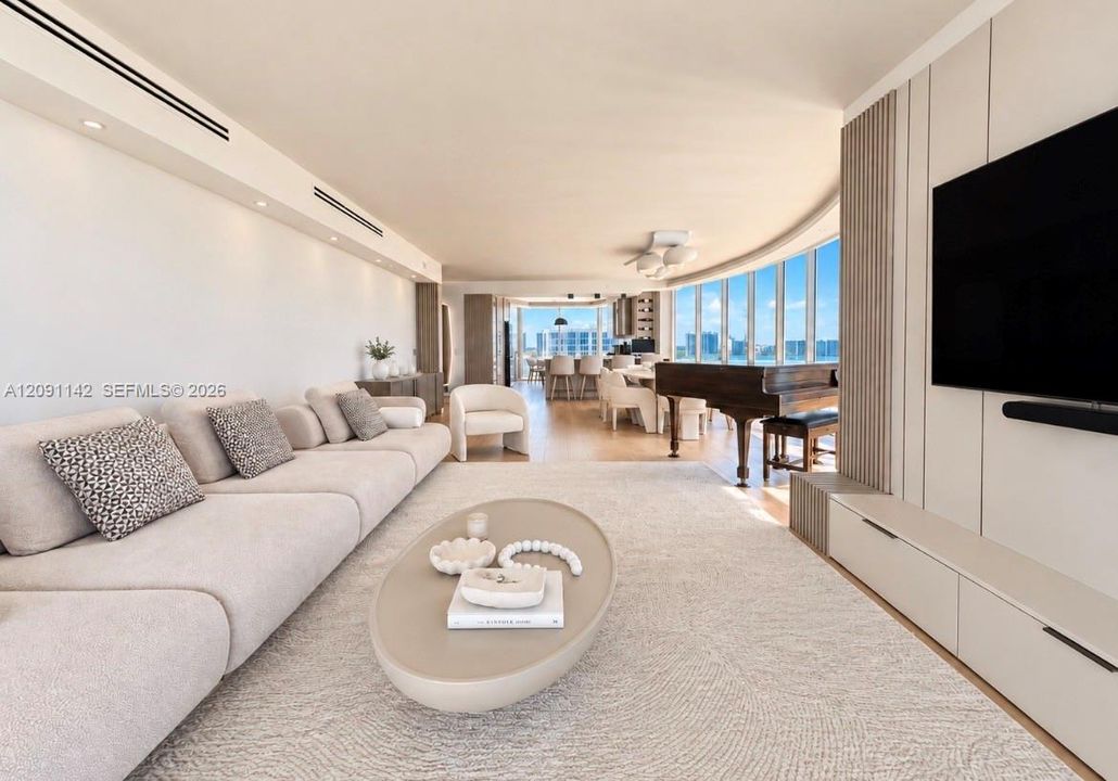 В аренду: $17,000 (3 спален, 3 ванн, 2090 Квадратных фут)