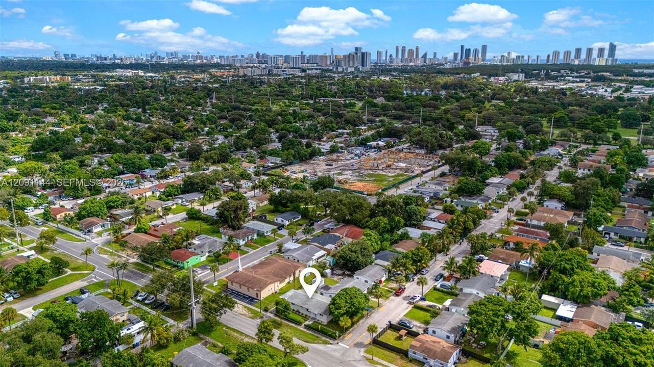 For Sale: $535,000 (4 beds, 2 baths, 1300 Square Feet)