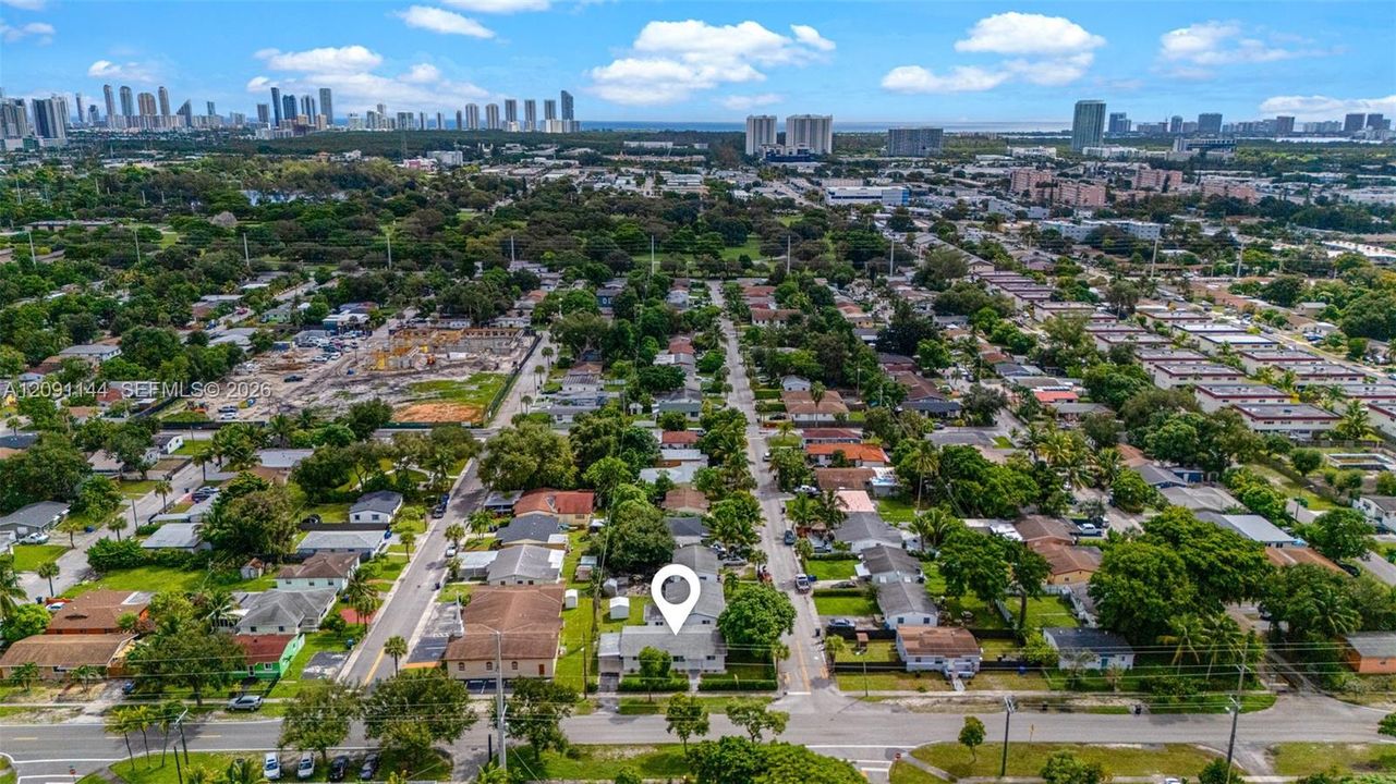 For Sale: $535,000 (4 beds, 2 baths, 1300 Square Feet)