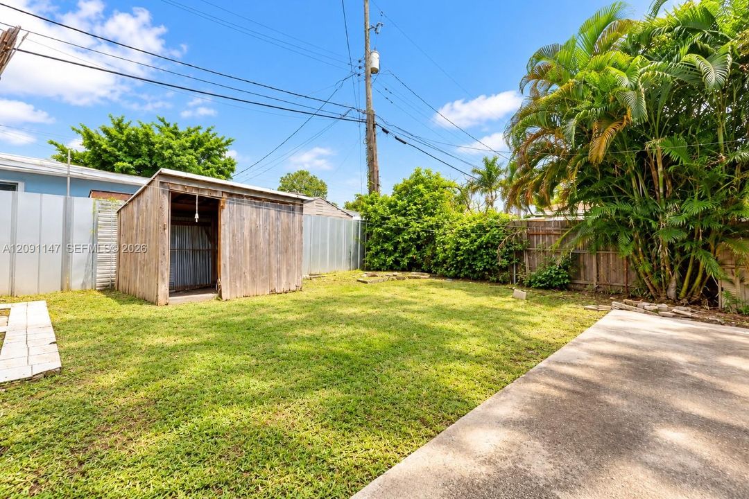 For Sale: $519,000 (0 beds, 0 baths, 1950 Square Feet)