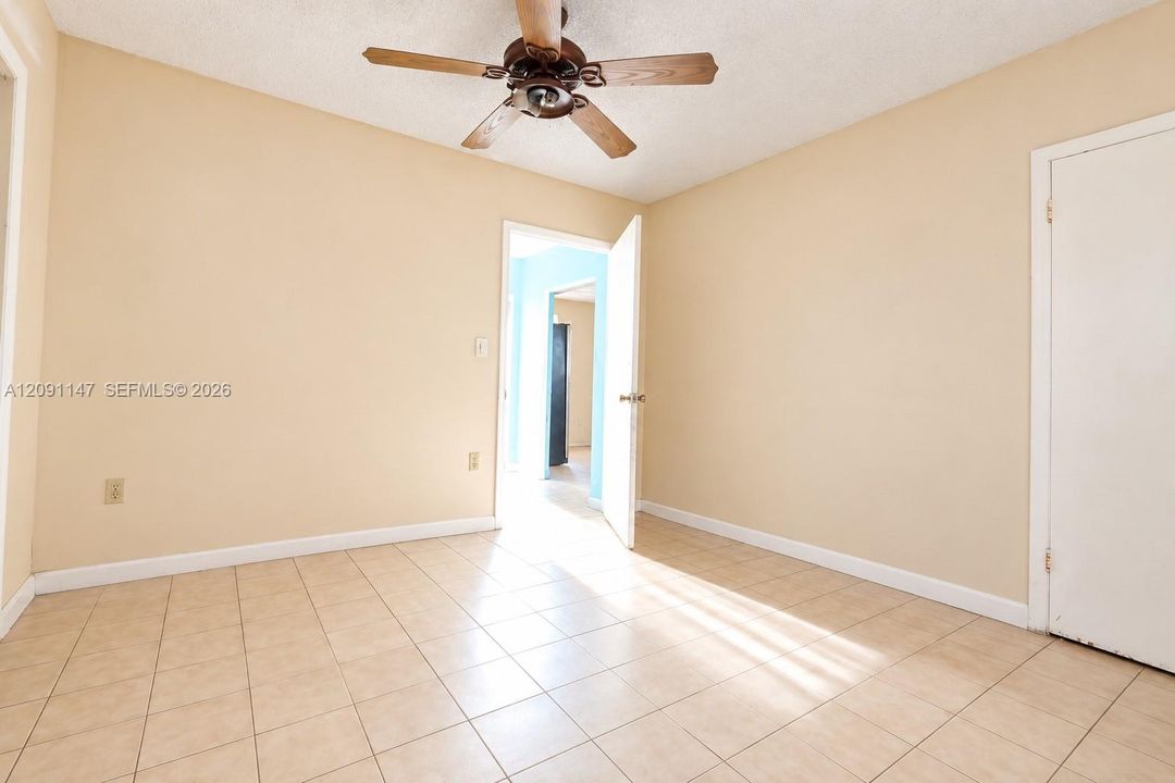 For Sale: $519,000 (0 beds, 0 baths, 1950 Square Feet)
