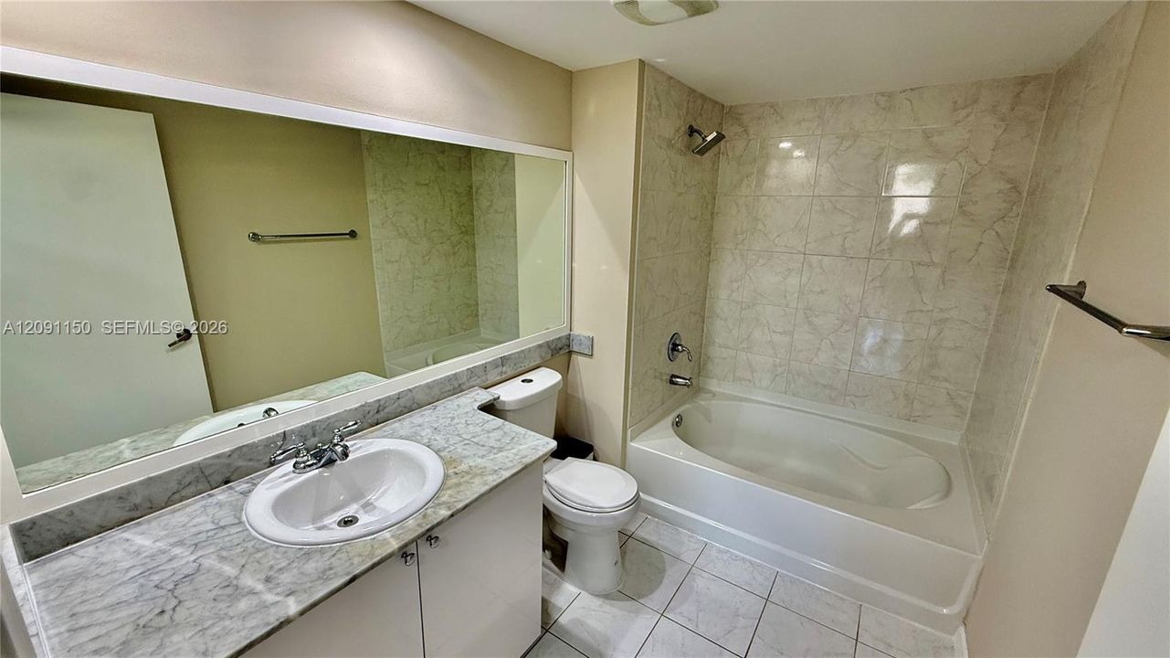 For Rent: $2,950 (2 beds, 2 baths, 1071 Square Feet)