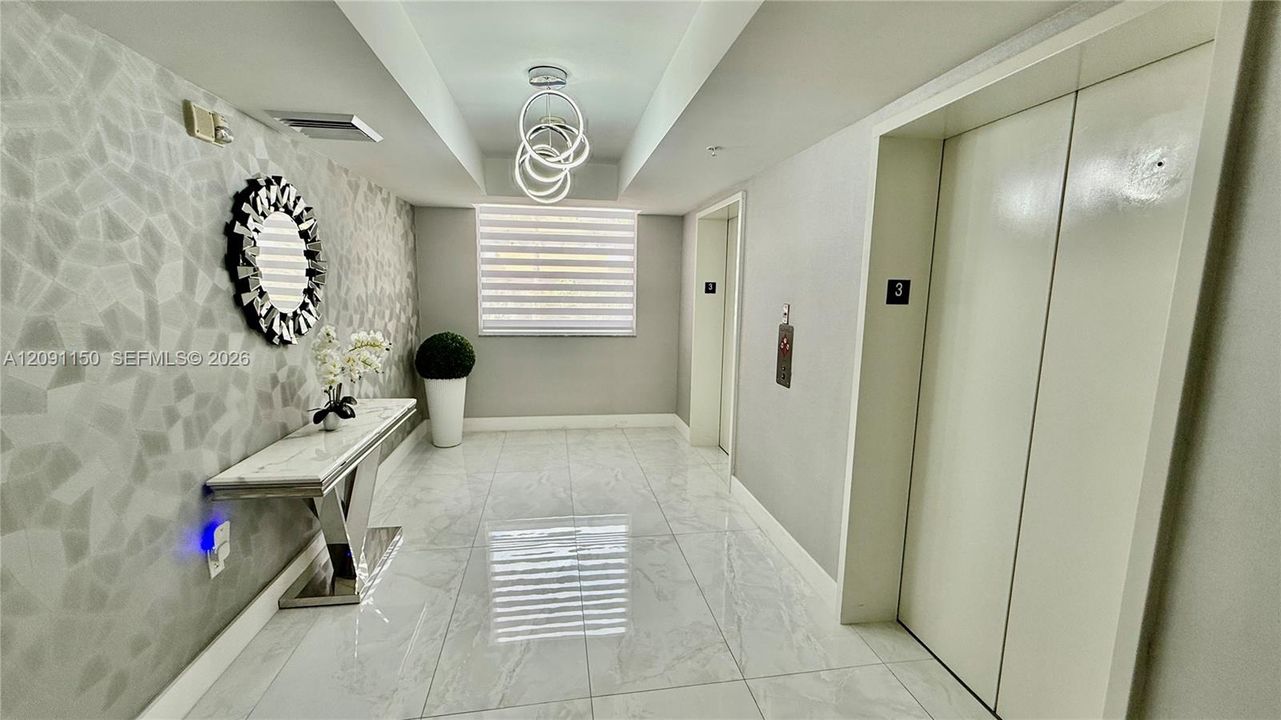 For Rent: $2,950 (2 beds, 2 baths, 1071 Square Feet)