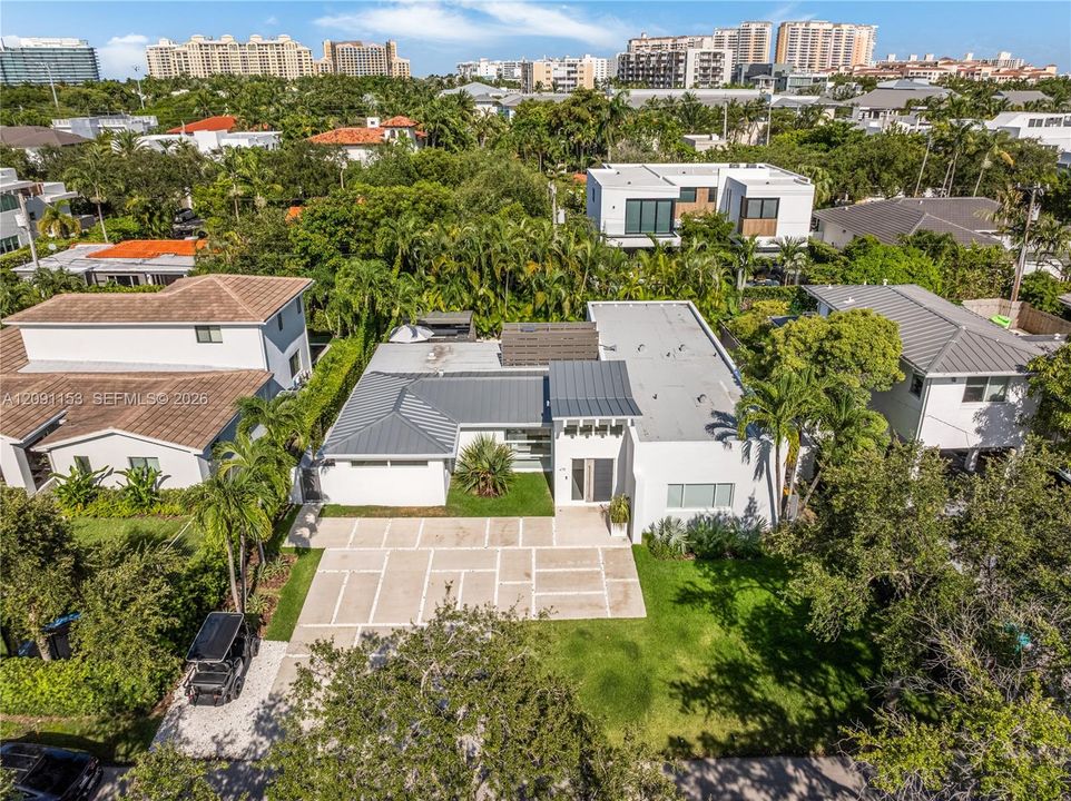 На продажу: $4,500,000 (4 спален, 3 ванн, 2689 Квадратных фут)