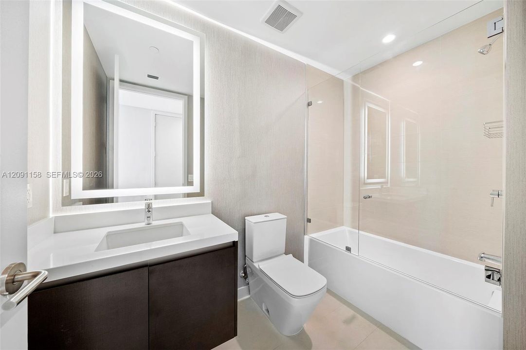 For Rent: $24,000 (5 beds, 5 baths, 3312 Square Feet)