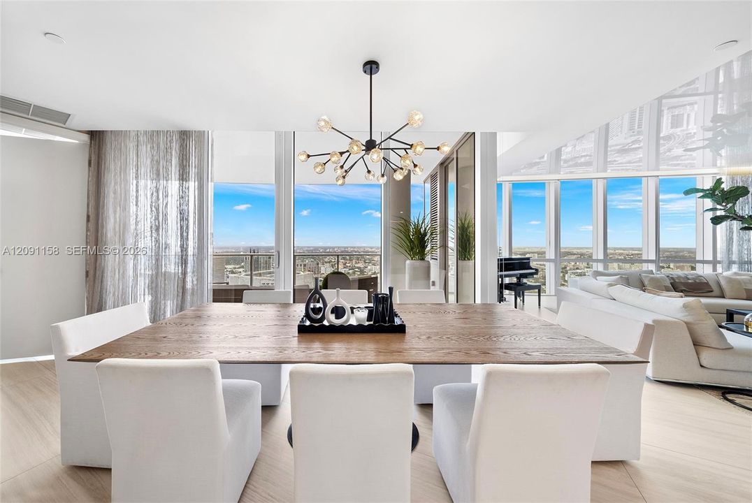 For Rent: $24,000 (5 beds, 5 baths, 3312 Square Feet)