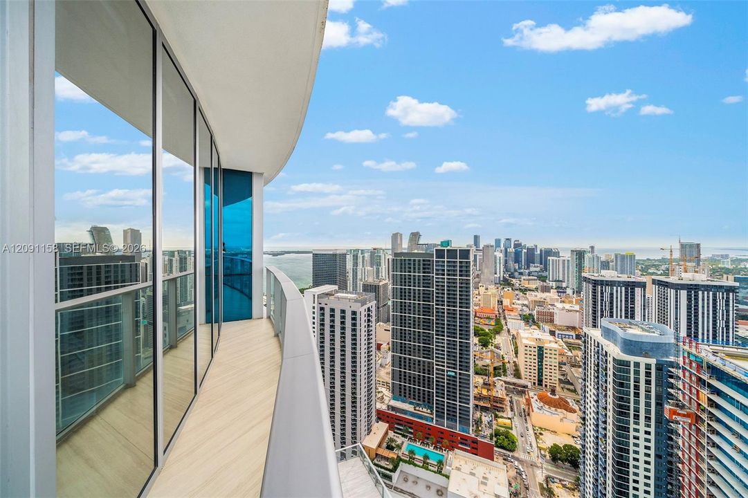 For Rent: $24,000 (5 beds, 5 baths, 3312 Square Feet)