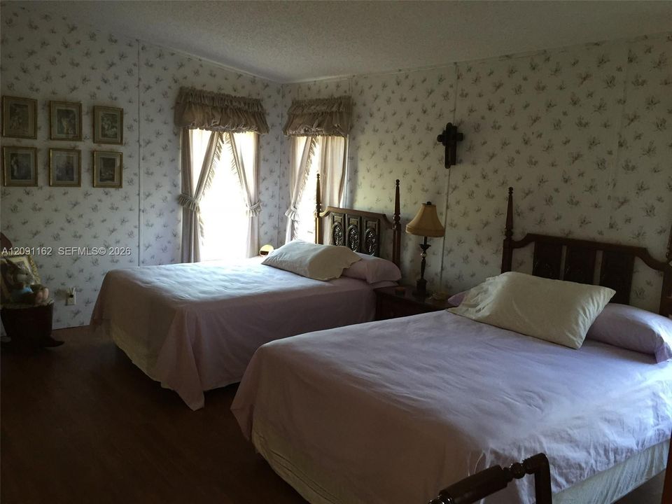 For Sale: $1,000,000 (0 beds, 0 baths, 0 Square Feet)