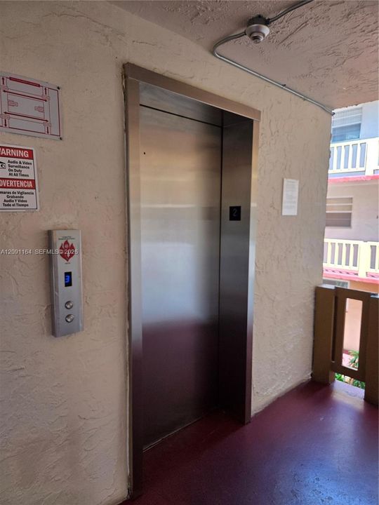 For Sale: $169,995 (1 beds, 1 baths, 596 Square Feet)
