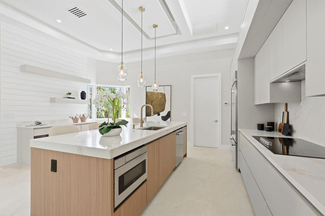 17-web-or-mls-7695_Villa_D_Este_Way_0787