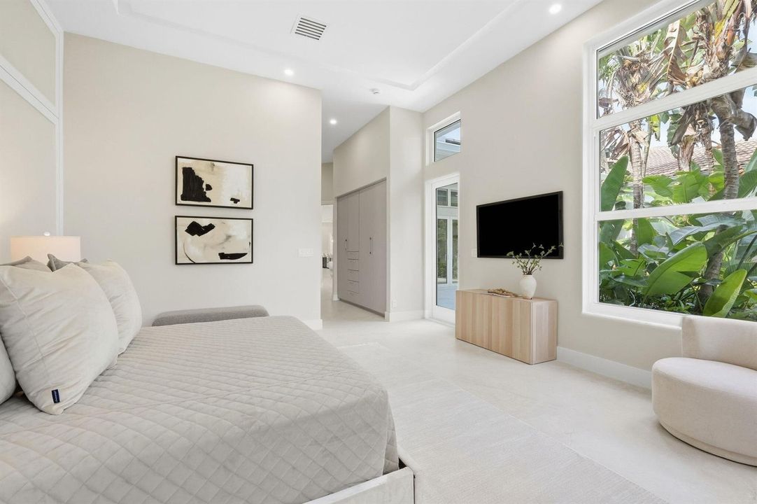 3-web-or-mls-7695_Villa_D_Este_Way_07806