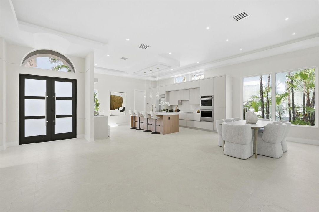 32-web-or-mls-7695_Villa_D_Este_Way_0792