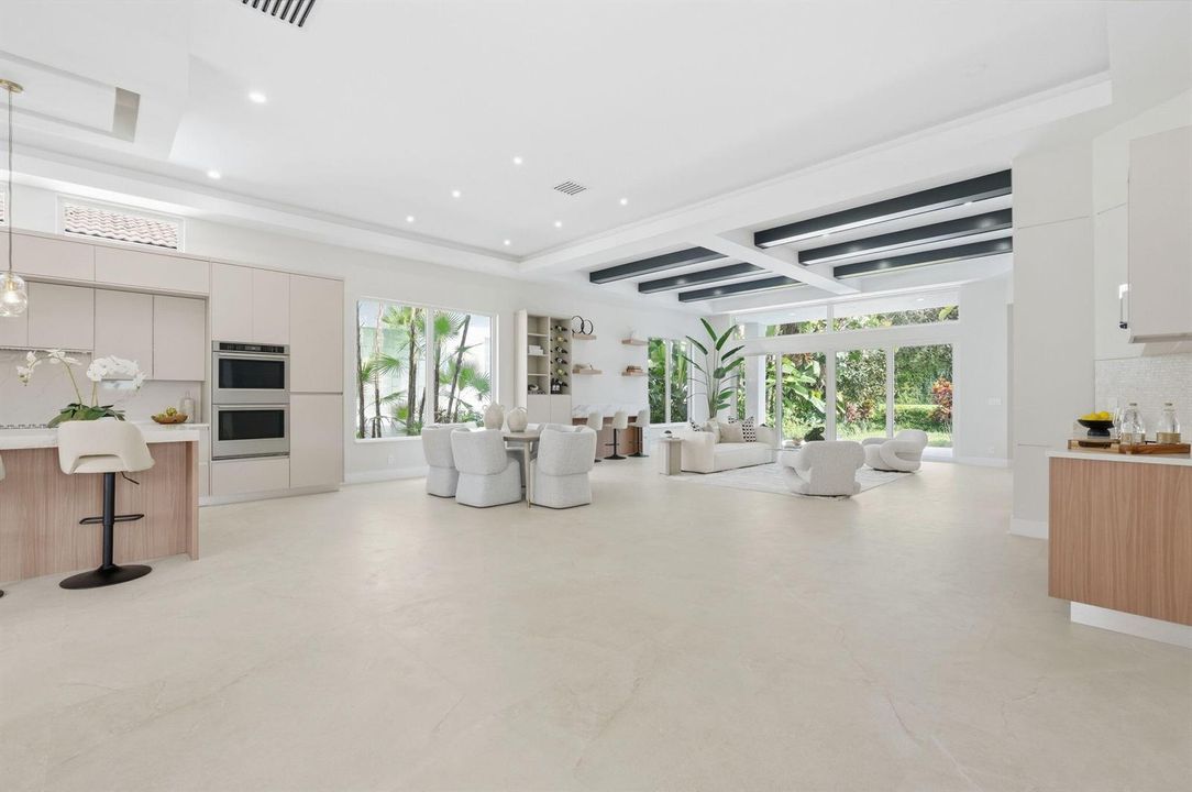 21-web-or-mls-7695_Villa_D_Este_Way_0788