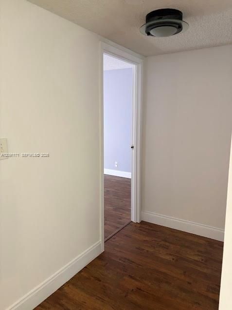 В аренду: $1,800 (1 спален, 1 ванн, 915 Квадратных фут)