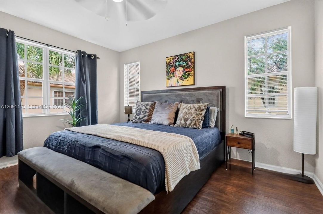 For Sale: $519,000 (4 beds, 3 baths, 1815 Square Feet)