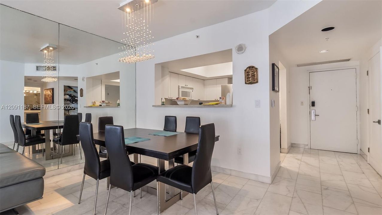 En Venta: $500,000 (1 camas, 1 baños, 930 Pies cuadrados)