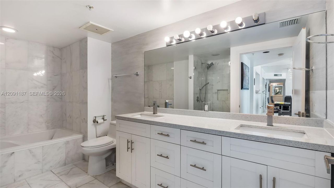 En Venta: $500,000 (1 camas, 1 baños, 930 Pies cuadrados)
