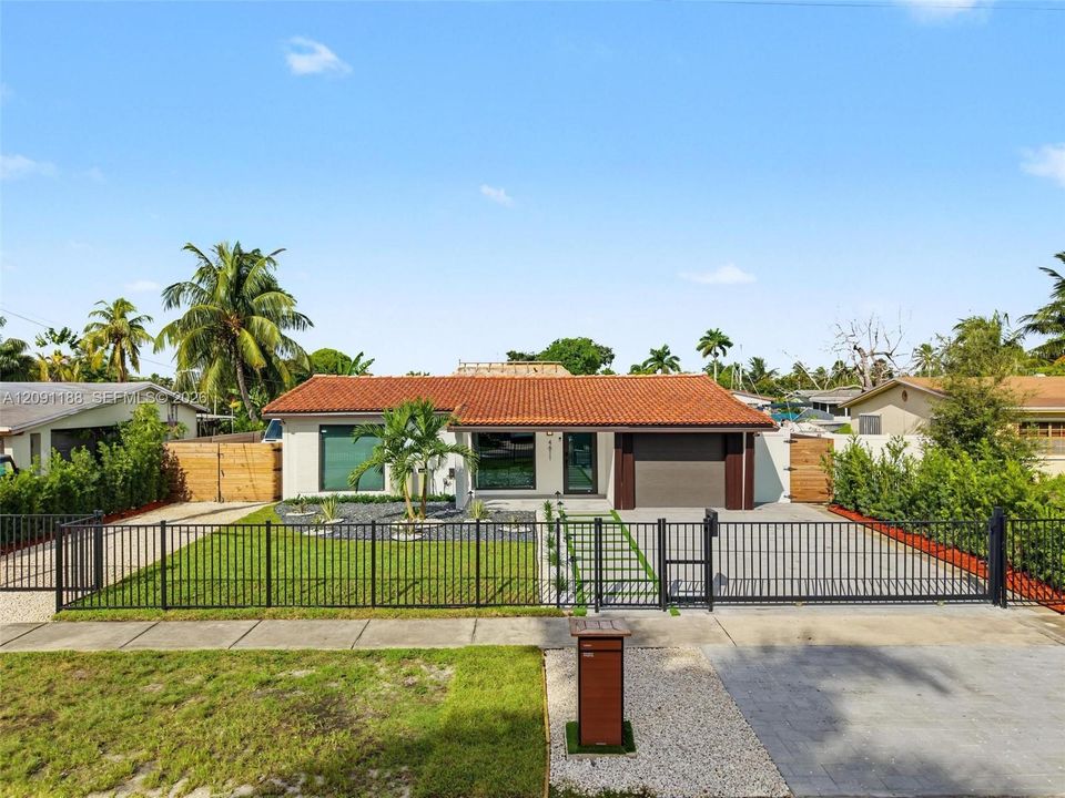 For Rent: $14,000 (3 beds, 2 baths, 1579 Square Feet)