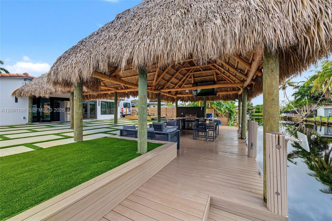For Rent: $14,000 (3 beds, 2 baths, 1579 Square Feet)