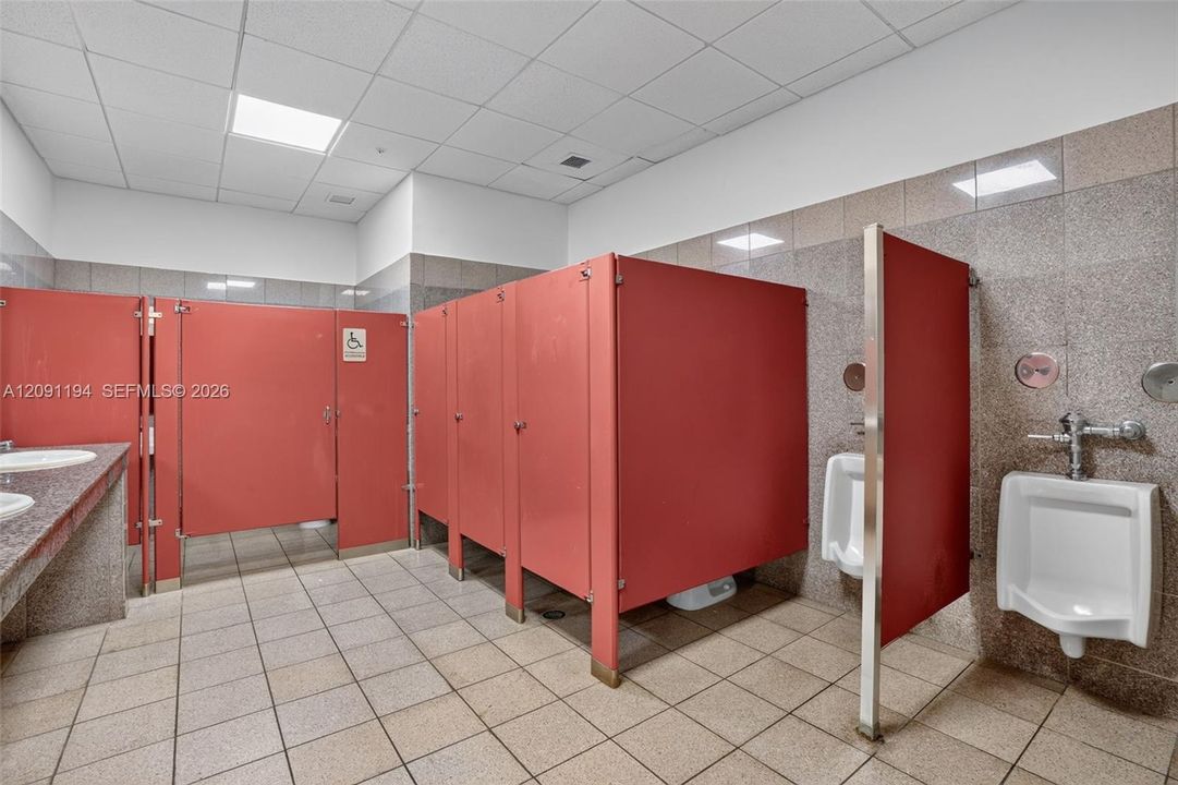 For Rent: $2,900 (0 beds, 0 baths, 0 Square Feet)