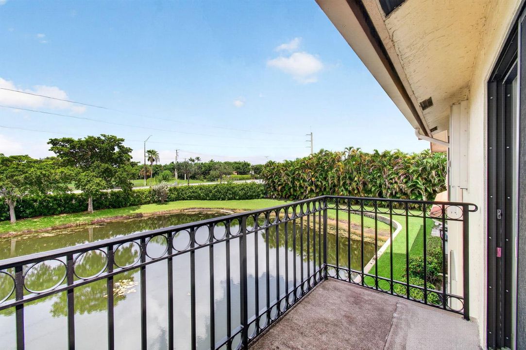 OWNERS SUITE BALCONY