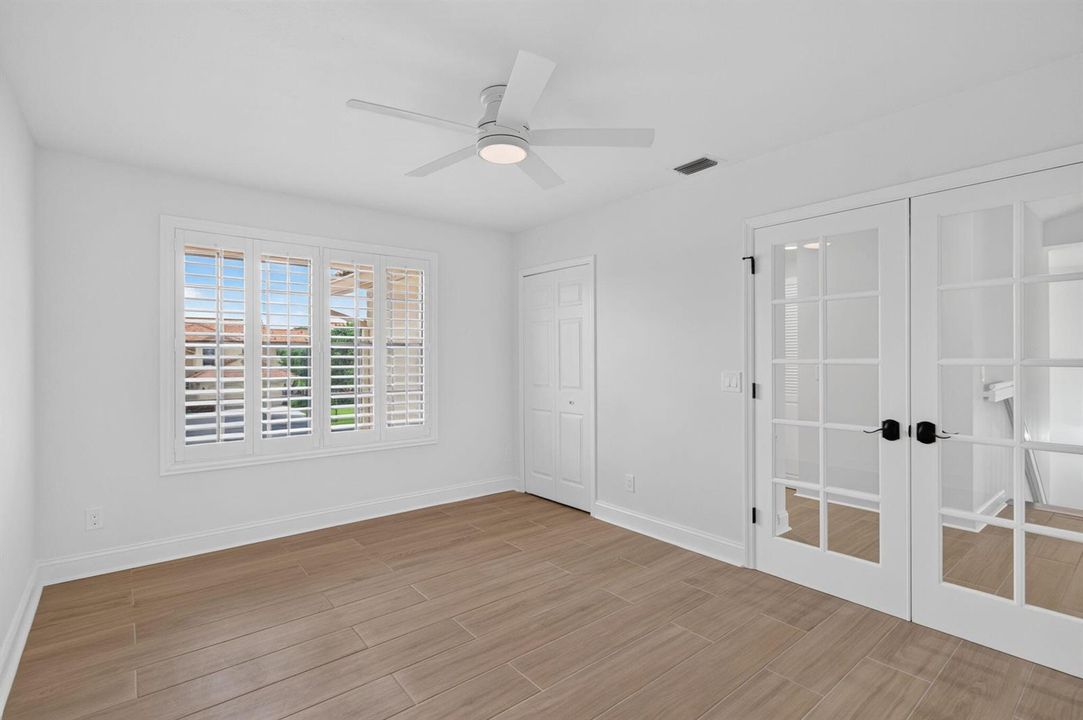 DEN/2ND BEDROOM