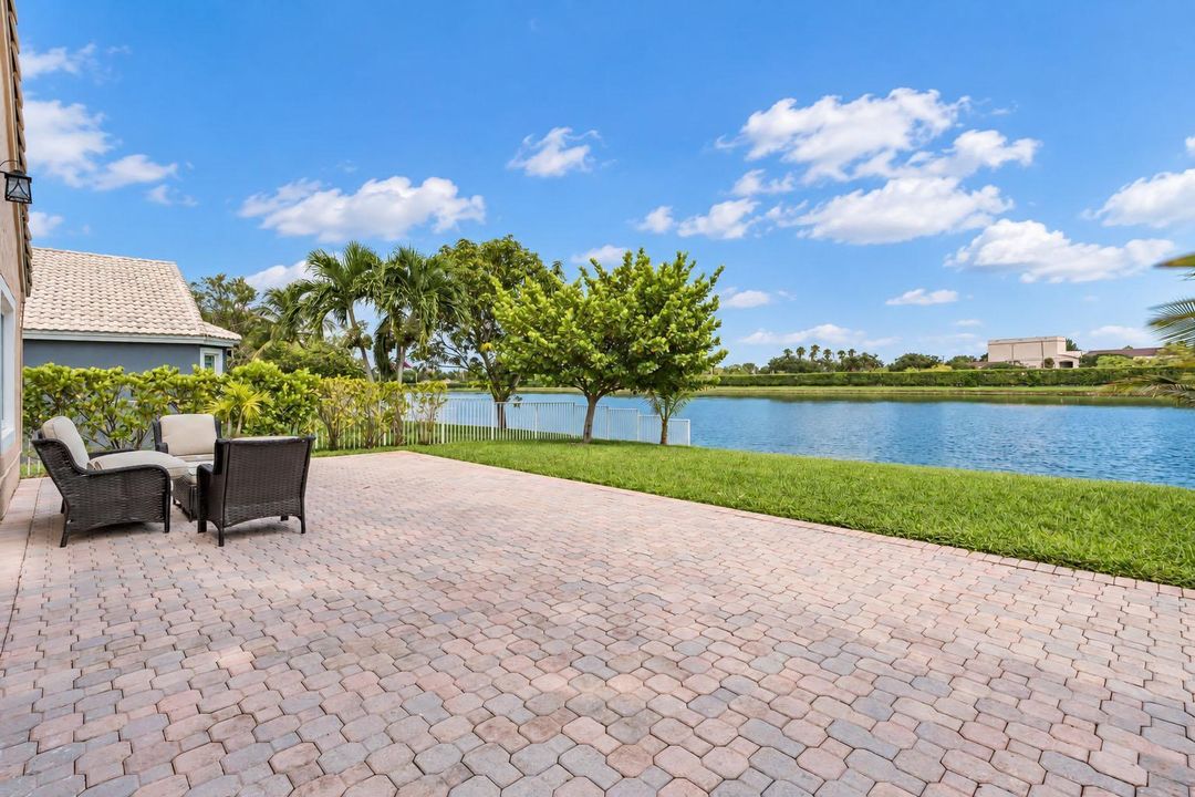 Oversized Patio