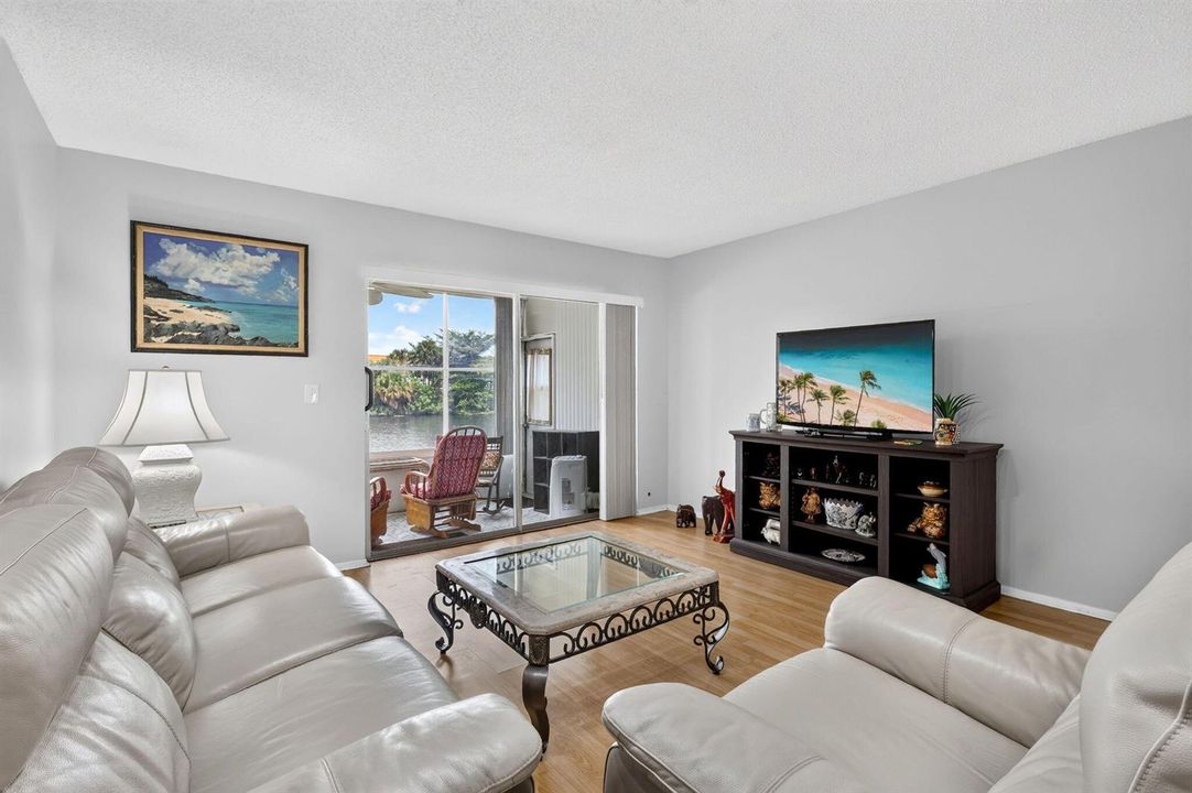 23-web-or-mls-5P1A7584