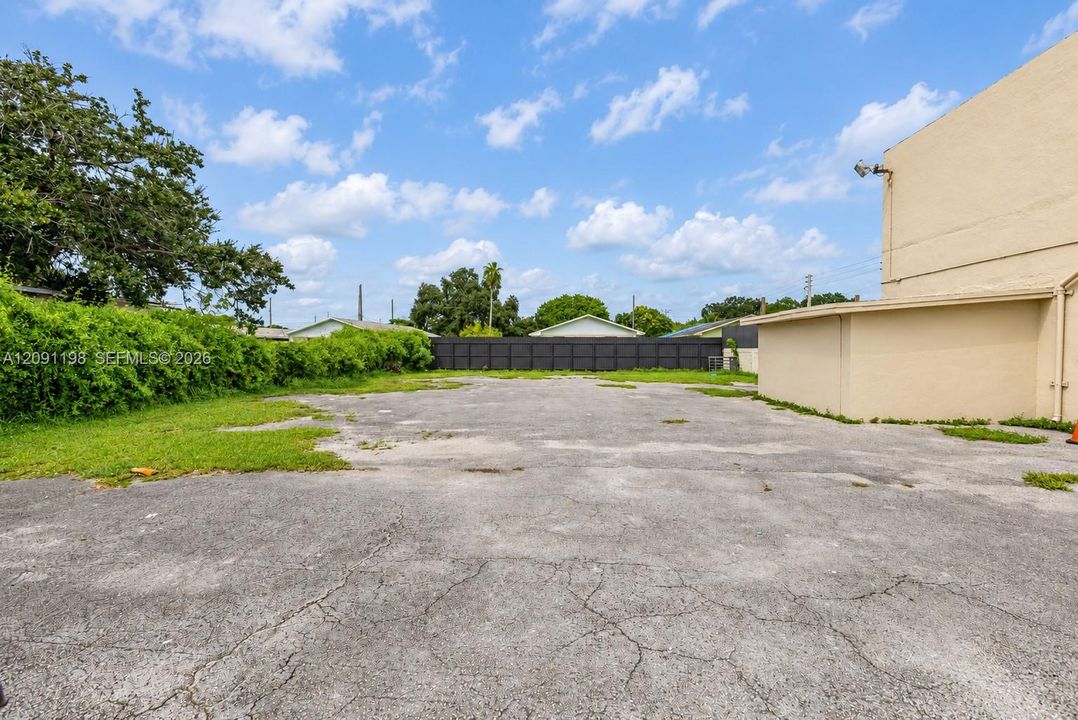 For Rent: $5,000 (0 beds, 0 baths, 0 Square Feet)