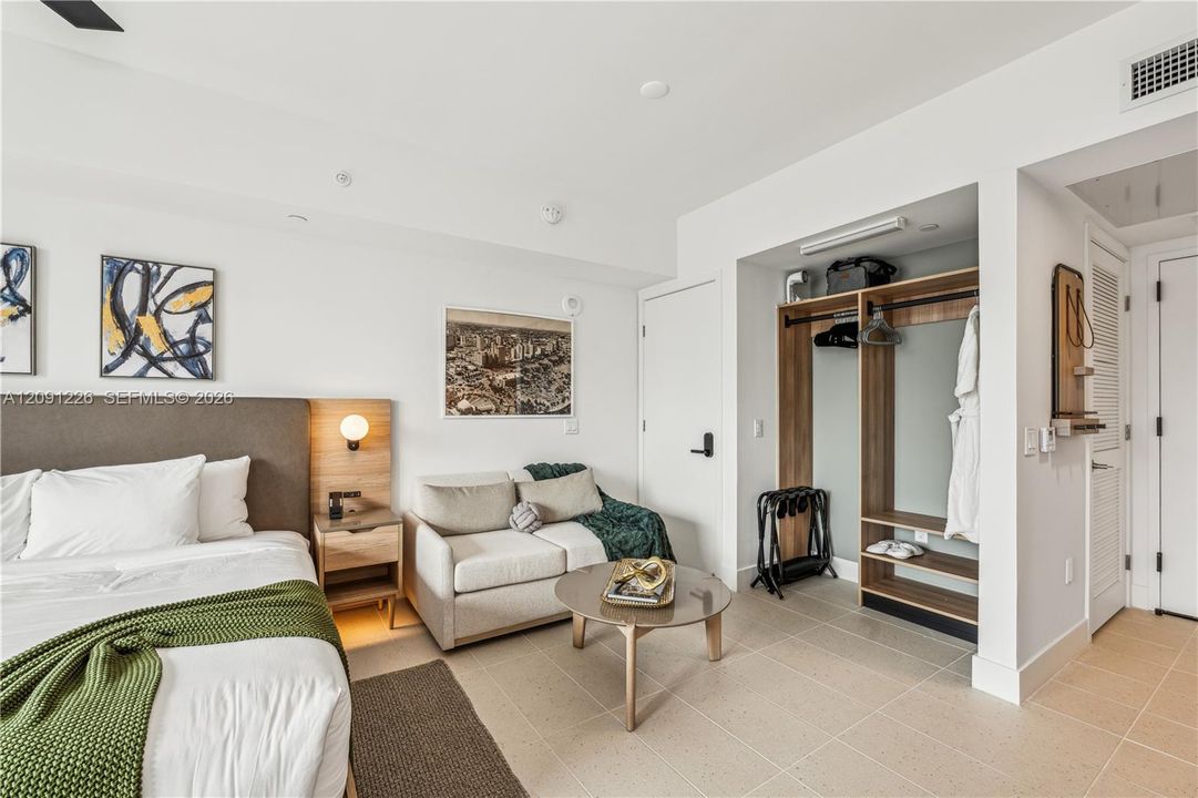 En Venta: $475,000 (0 camas, 1 baños, 492 Pies cuadrados)