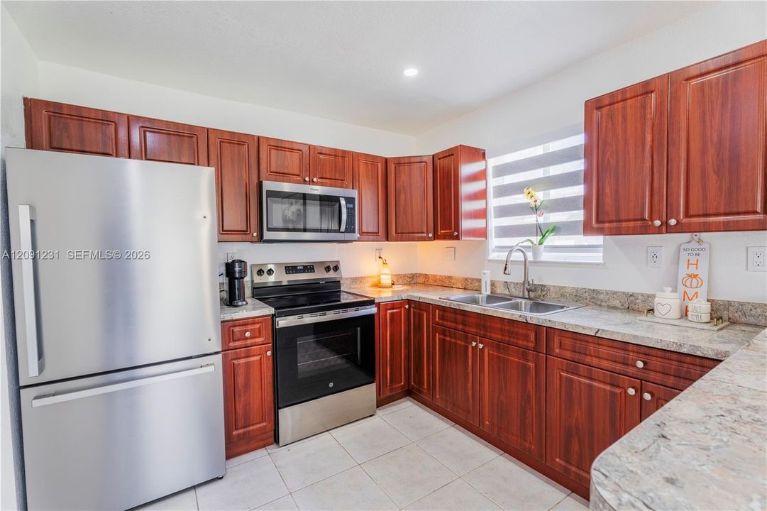 For Sale: $619,900 (4 beds, 2 baths, 1680 Square Feet)