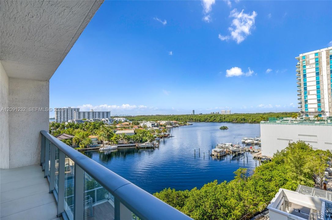 For Sale: $1,650,000 (3 beds, 3 baths, 1892 Square Feet)