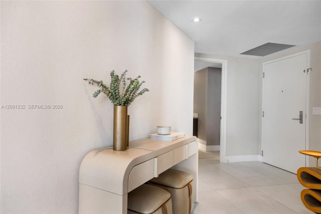 For Sale: $1,650,000 (3 beds, 3 baths, 1892 Square Feet)